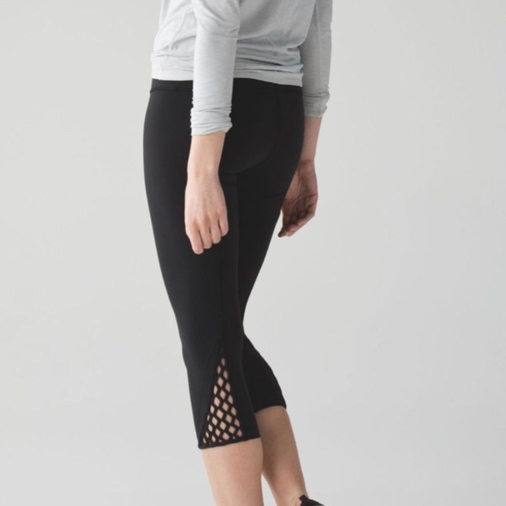 Lululemon True Self Crop II